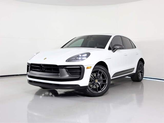 2023 Porsche Macan T
