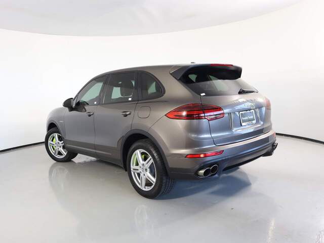 2016 Porsche Cayenne S E-Hybrid