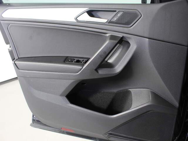 2023 Volkswagen Tiguan S