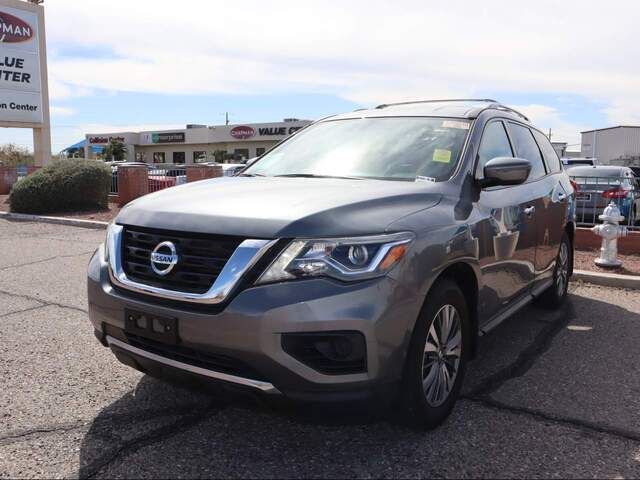 2020 Nissan Pathfinder S