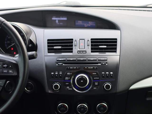 2013 Mazda3 i Touring