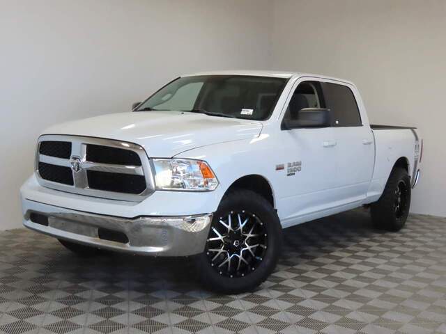 2019 Ram 1500 Classic SLT Crew Cab