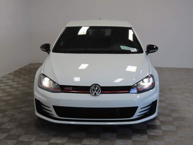 2017 Volkswagen Golf GTI SE