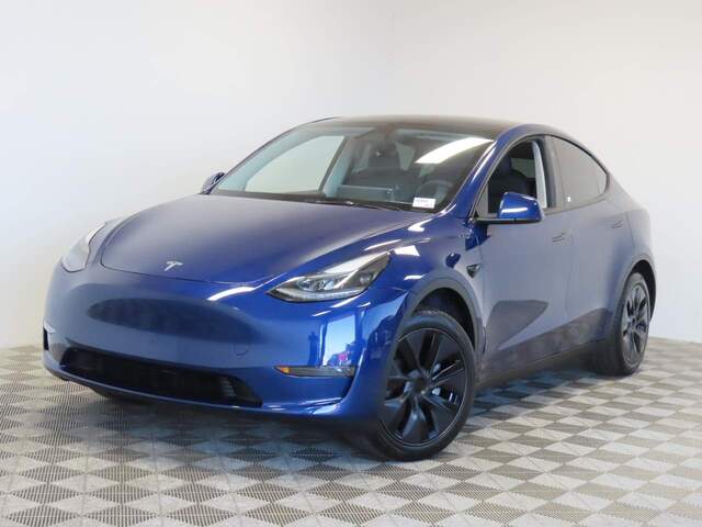 2025 Tesla Model Y Long Range