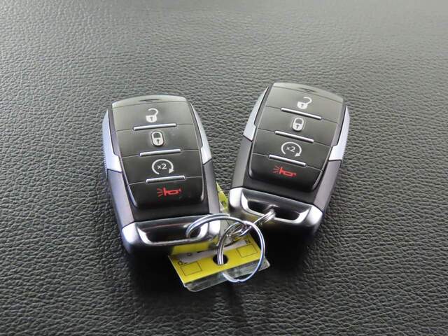 2025 Ram 1500 Laramie Crew Cab