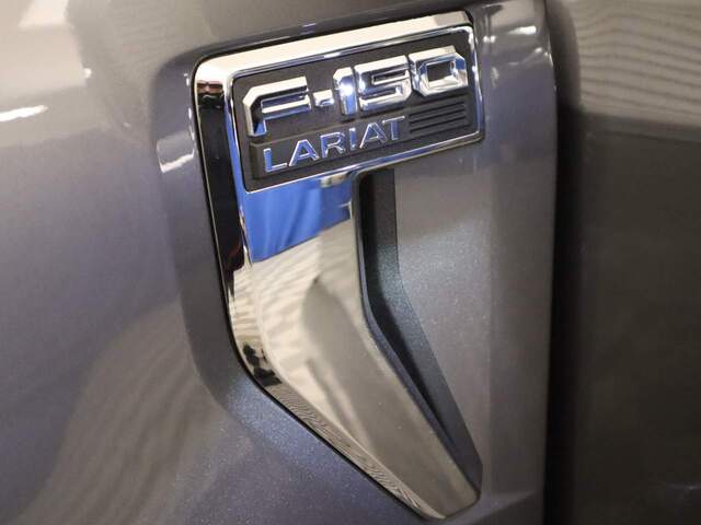 2022 Ford F-150 Lariat Crew Cab