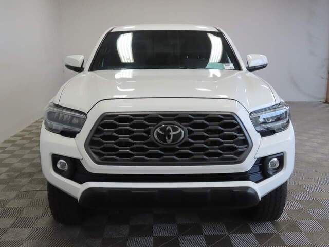 2023 Toyota Tacoma SR5 V6 Crew Cab