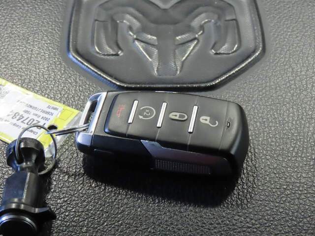 2024 Ram 1500 Laramie Crew Cab