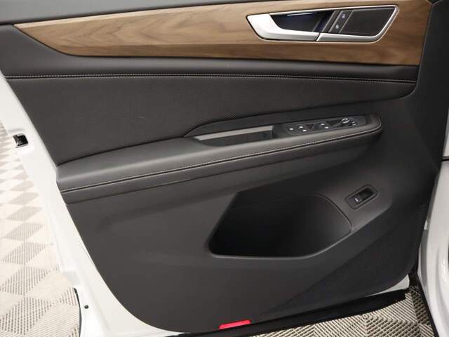 2024 Volkswagen Atlas SE Technology