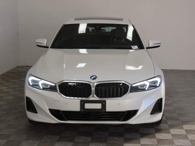 2024 BMW 3-Series 330i
