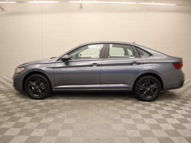 2023 Volkswagen Jetta Sedan SE