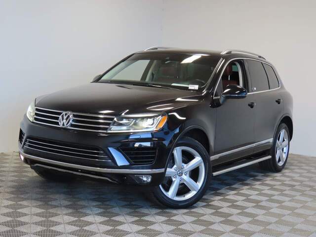 2016 Volkswagen Touareg VR6 Lux