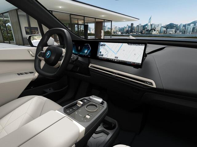 2025 BMW iX xDrive50