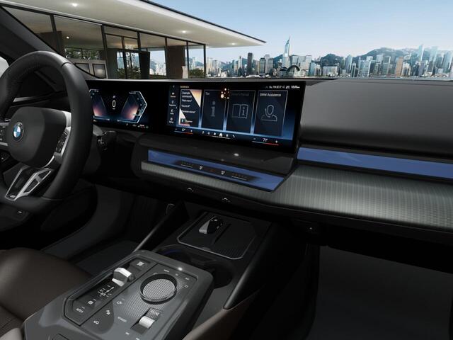 2027 BMW 5-Series 530i Sedan