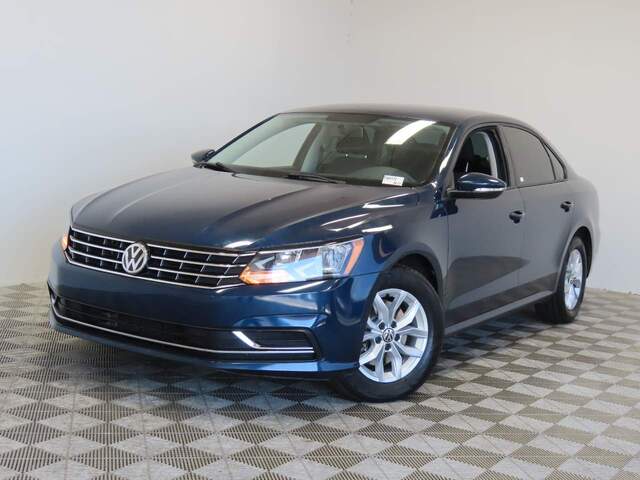 2018 Volkswagen Passat 2.0T S