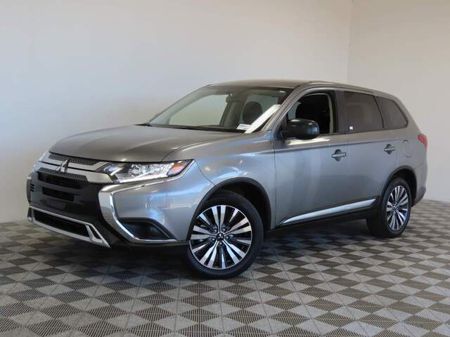 2020 Mitsubishi Outlander ES