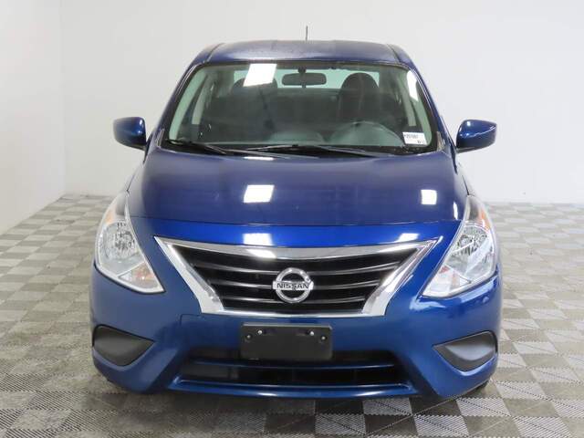 2019 Nissan Versa SV