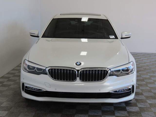 2018 BMW 5-Series 530e iPerformance