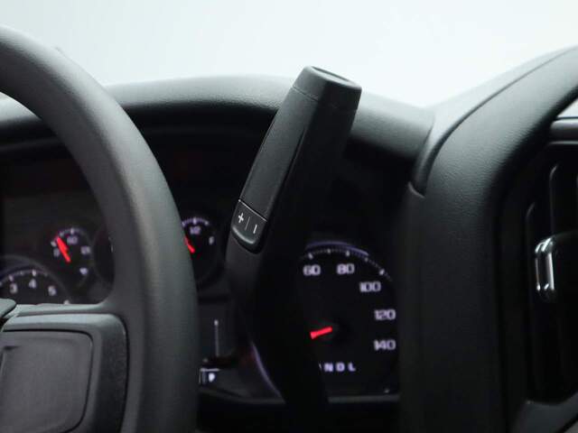 2023 Chevrolet Silverado 1500 Crew Cab Custom 4WD