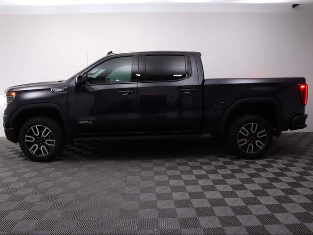 2022 GMC Sierra 1500 AT4 Crew Cab