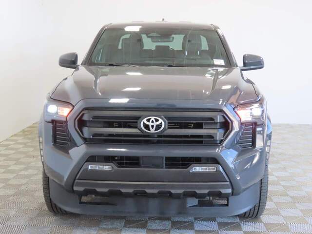 2025 Toyota Tacoma SR5 Crew Cab