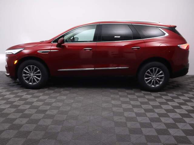 2023 Buick Enclave Essence 4WD