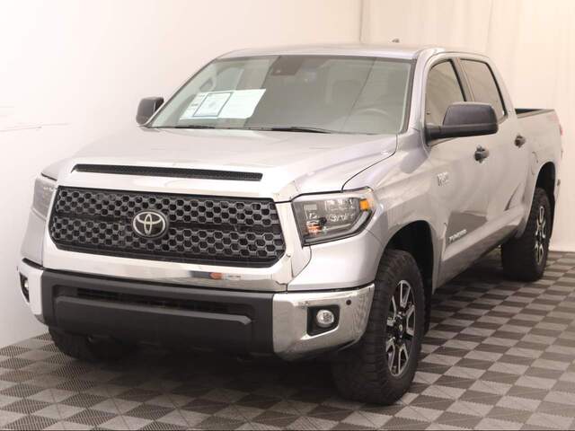 2020 Toyota Tundra SR5 Crew Cab