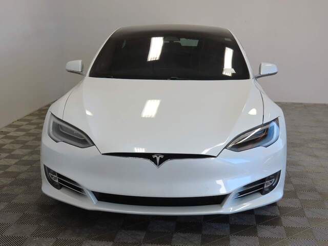 2020 Tesla Model S Long Range Plus