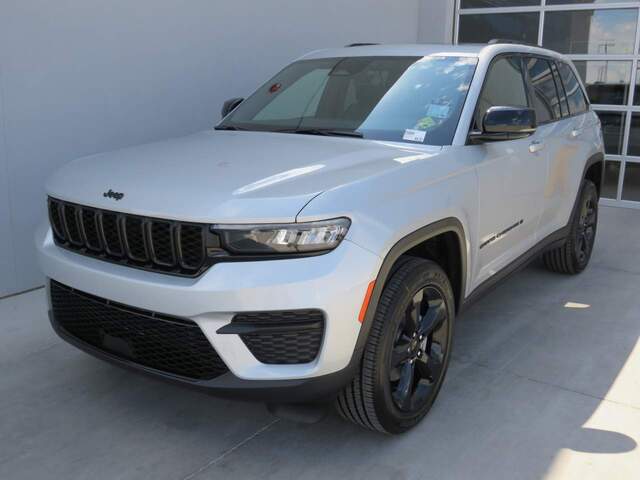 2023 Jeep Grand Cherokee Altitude X