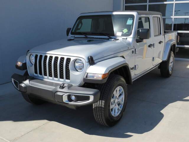 2023 Jeep Gladiator