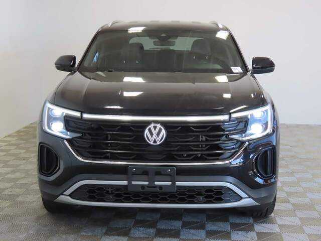 2025 Volkswagen Atlas Cross Sport SE 4Motion