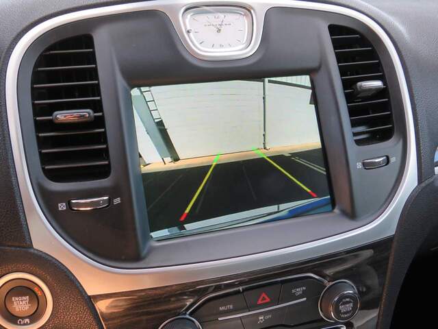 2020 Chrysler 300 Touring L